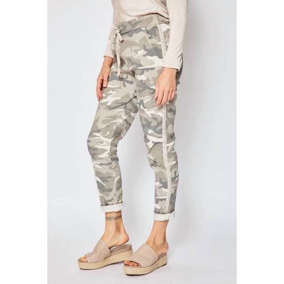 NEW JACQUELINE B CLOTHING d style silver stripe camo pants in sand - Picture 2 of 4